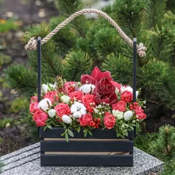 Букет "Румяная Заря" в ящике