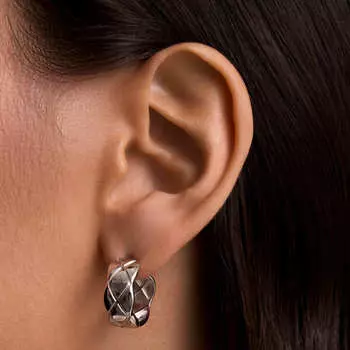 Фактурные серьги из серебра MIE