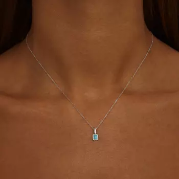 Серебряное колье с голубым агатом MIE