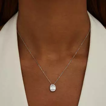 Серебряное колье с овальной подвеской с фианитом MIE