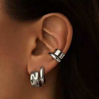 Серебряные серьги-кольца из мятого металла MIE