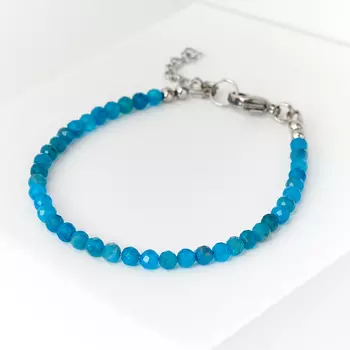 Браслет апатит синий (биж. сплав, сталь хир.) огранка 3 мм 16 см (+3 см)