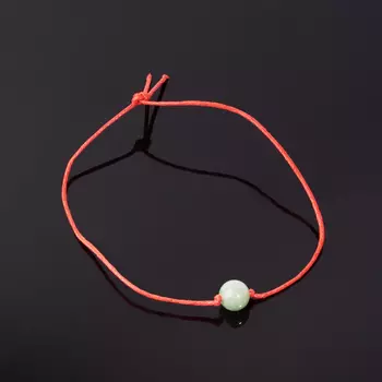 Браслет авантюрин зеленый (текстиль) красная нить Для раскрытия творческого потенциала 8 мм 28 см (регулируемый)