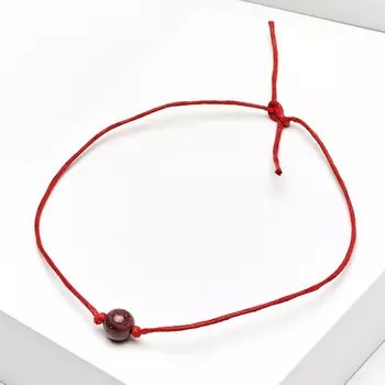 Браслет гранат альмандин (текстиль) красная нить На любовь 6 мм 28 см (регулируемый)