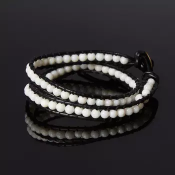 Браслет коралл белый (биж. сплав, кожа натур.) Чан Лу чокер 4 мм 16 см (регулируемый)