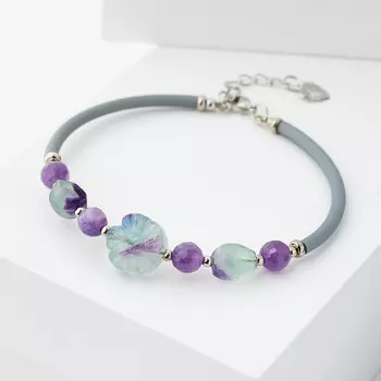 Браслет микс аметист, флюорит (биж. сплав, каучук) 19 см (+3 см)