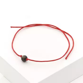 Браслет обсидиан золотистый красная нить Для раскрытия экстрасенсорных способностей 6 мм регулируемый (текстиль)