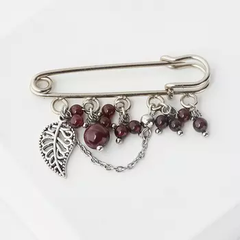 Брошь гранат альмандин (биж. сплав) (булавка)