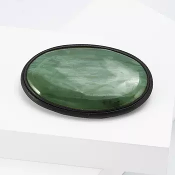 Брошь нефрит зеленый (натуральная кожа)