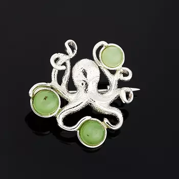 Брошь нефрит зеленый (серебро 925 пр.)