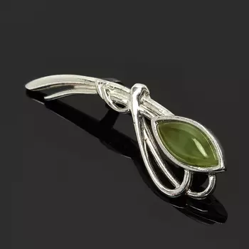 Брошь нефрит зеленый (серебро 925 пр. родир. бел.)