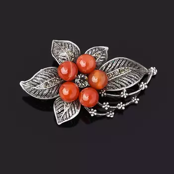 Брошь сердолик (биж. сплав)