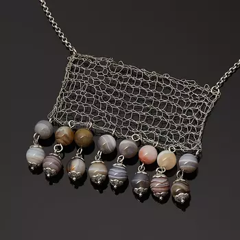 Бусы агат серый (биж. сплав, сталь хир.) (колье) 8 мм 48 см (+7 см)