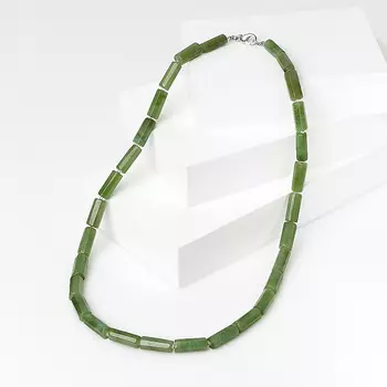 Бусы нефрит зеленый (биж. сплав) 47 см