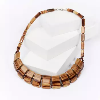 Бусы яшма уральская (колье) 41 см (биж. сплав)