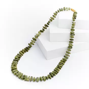 Бусы змеевик 51 см (биж. сплав)