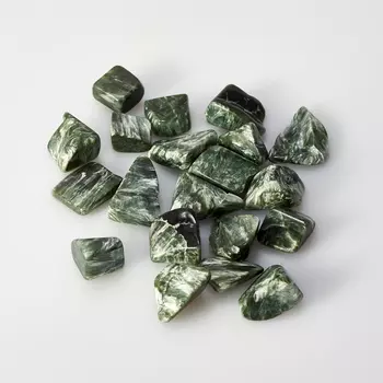 Галтовка Клинохлор (серафинит) (2-2,5 см) 1 шт