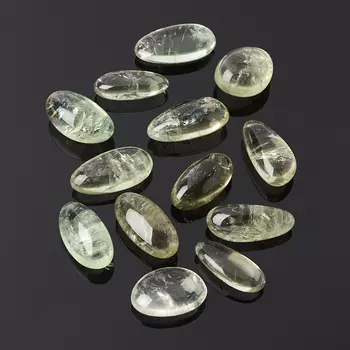 Галтовка празиолит (2,5-3 см) 1 шт