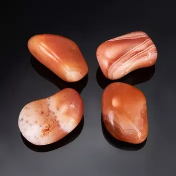 Галтовка Сердолик полосчатый (2,5-3 см) 1 шт