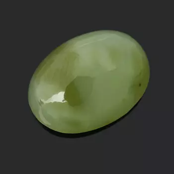 Кабошон нефрит зеленый 10*14 мм