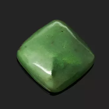 Кабошон нефрит зеленый 13*13 мм