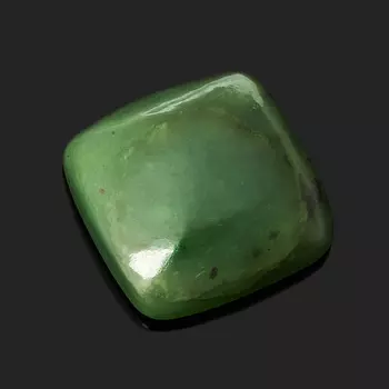 Кабошон нефрит зеленый 13*13 мм