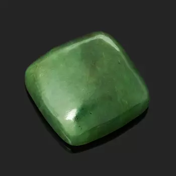 Кабошон нефрит зеленый 13*13 мм