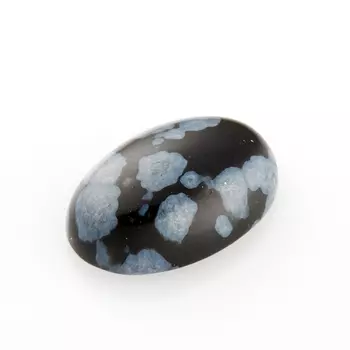 Кабошон обсидиан снежный 8*12 мм