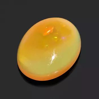 Кабошон опал благородный желтый 9*7*4,5 мм