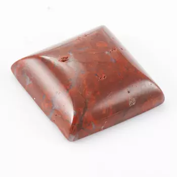 Кабошон яшма красная 12*12 мм