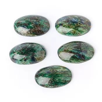 Кабошон слюда (фуксит) 16*25 мм