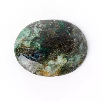 Кабошон слюда (фуксит) 26*31 мм