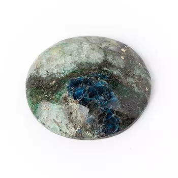 Кабошон слюда (фуксит) 27*30 мм