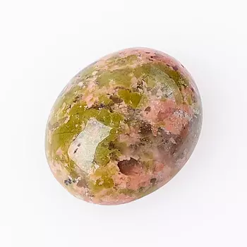 Кабошон унакит 8*10 мм