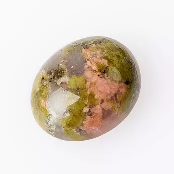 Кабошон унакит 8*10 мм