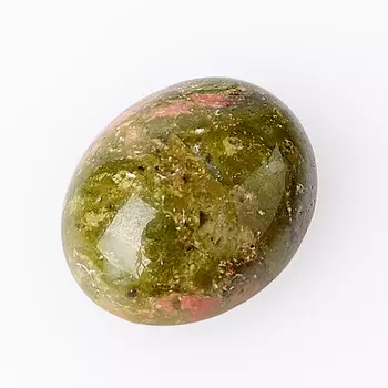 Кабошон унакит 8*10 мм