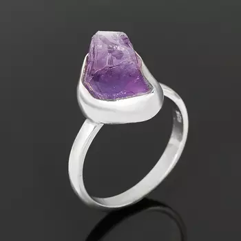 Кольцо аметист (серебро 925 пр.) размер 19