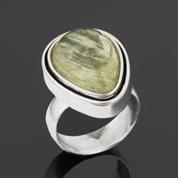 Кольцо берилл желтый (гелиодор) (серебро 925 пр.) размер 18