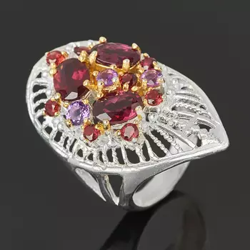 Кольцо гранат альмандин, родолит (серебро 925 пр. позолота, родир. сер.) огранка размер 17