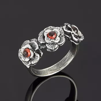 Кольцо гранат альмандин (серебро 925 пр.) размер 18