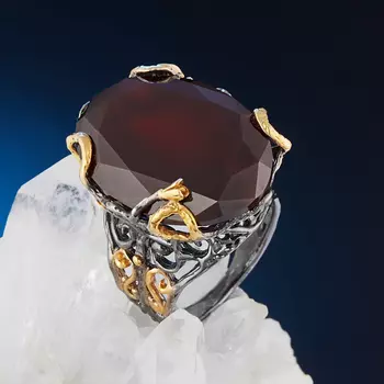 Кольцо гранат гессонит (серебро 925 пр. позолота, родир. черн.) огранка размер 18