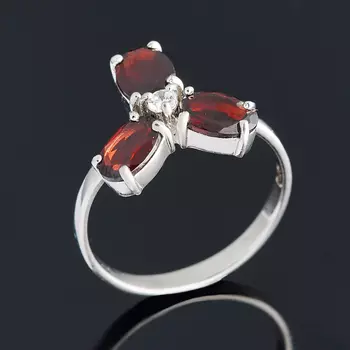 Кольцо гранат огранка (серебро 925 пр.) размер 18