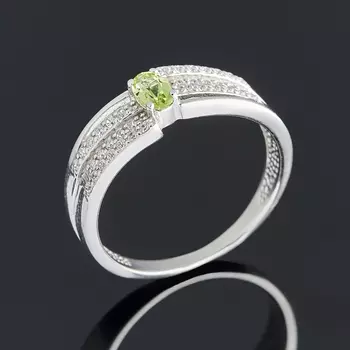 Кольцо хризолит огранка (серебро 925 пр.) размер 17,5