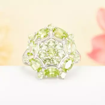 Кольцо хризолит огранка (серебро 925 пр.) размер 19