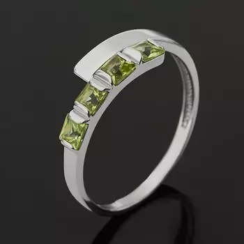 Кольцо хризолит огранка (серебро 925 пр. родир. бел.) размер 17