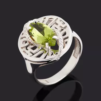 Кольцо хризолит (серебро 925 пр. родир. бел.) огранка размер 17