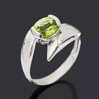 Кольцо хризолит (серебро 925 пр. родир. бел.) огранка размер 17