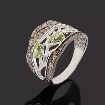 Кольцо хризолит (серебро 925 пр. родир. бел., родир. черн.) огранка размер 18,5