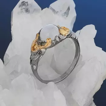 Кольцо лунный камень (адуляр) (серебро 925 пр. позолота, родир. сер.) размер 17