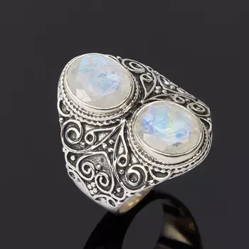 Кольцо лунный камень огранка (серебро 925 пр.) размер 18,5